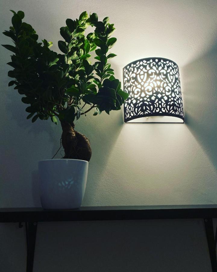 דירות לצ'ה La Casa Di Nonna Titina מראה חיצוני תמונה